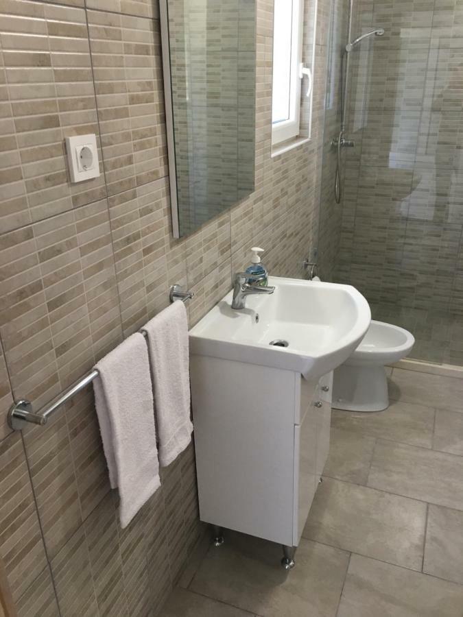 Apartments Kurelja Lastovo المظهر الخارجي الصورة